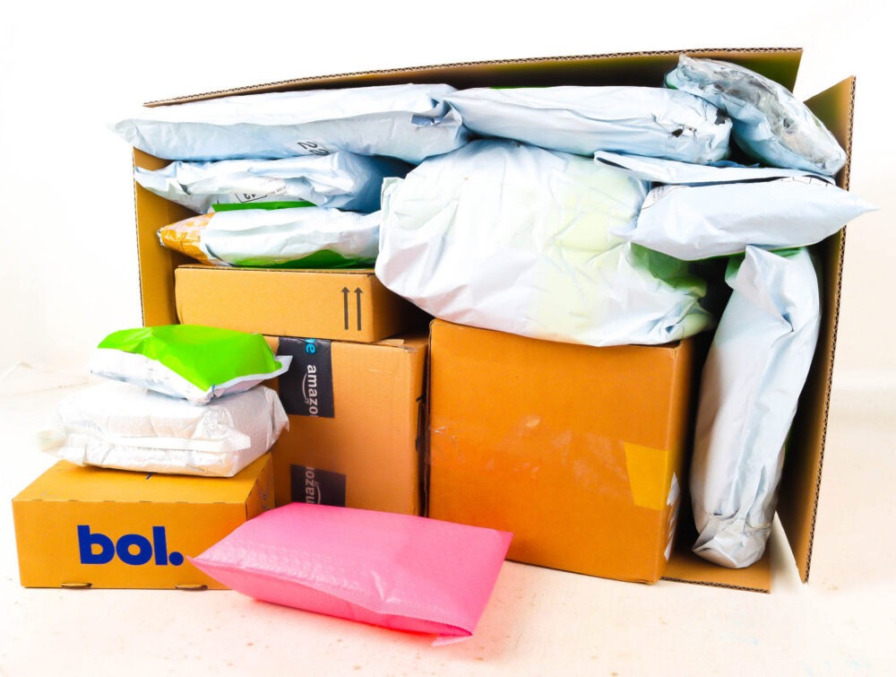 XL Doos met Verloren Postpakketten