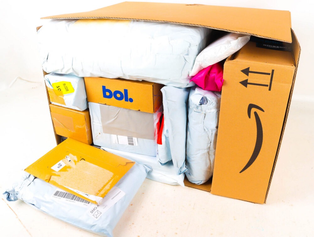 XL Doos met Verloren Postpakketten