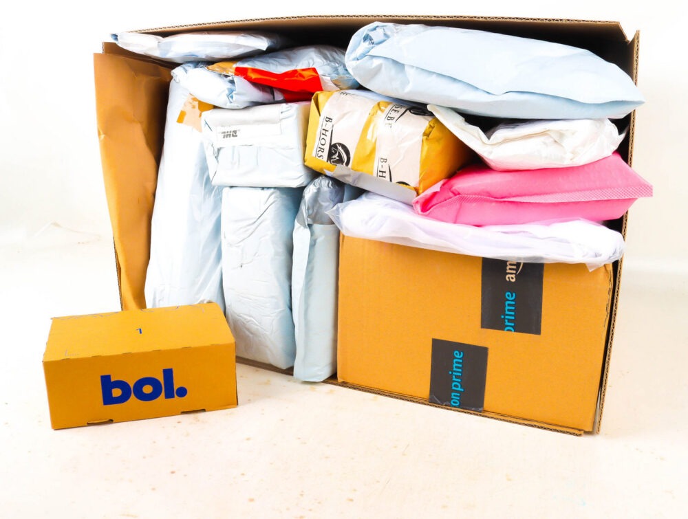 XL Doos met Verloren Postpakketten