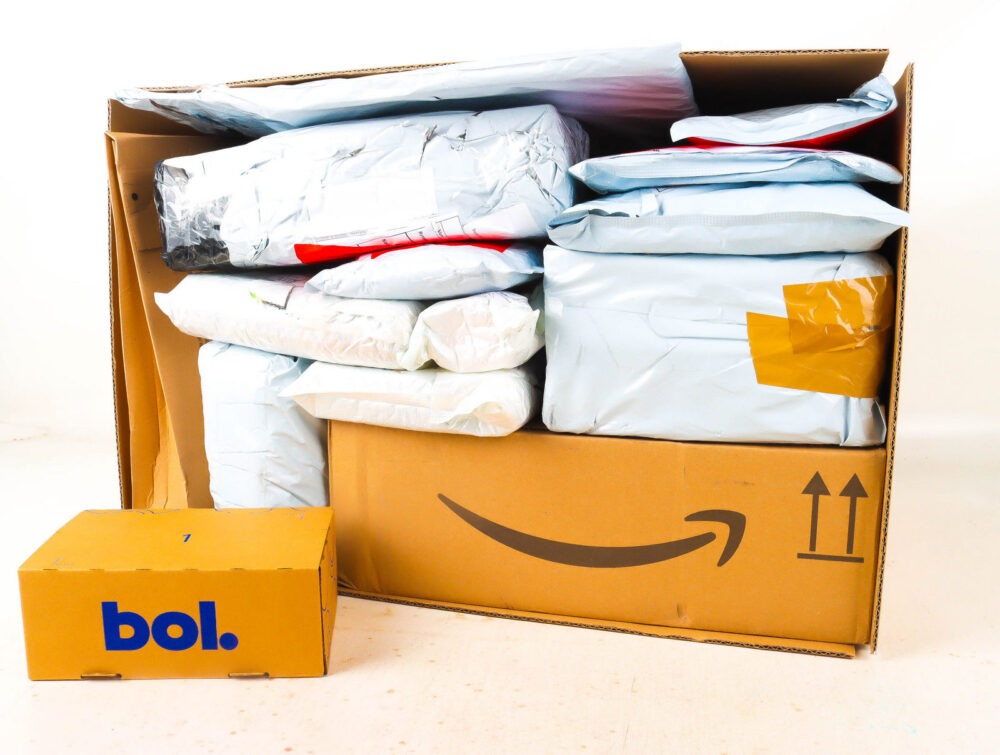 XL Doos met Verloren Postpakketten