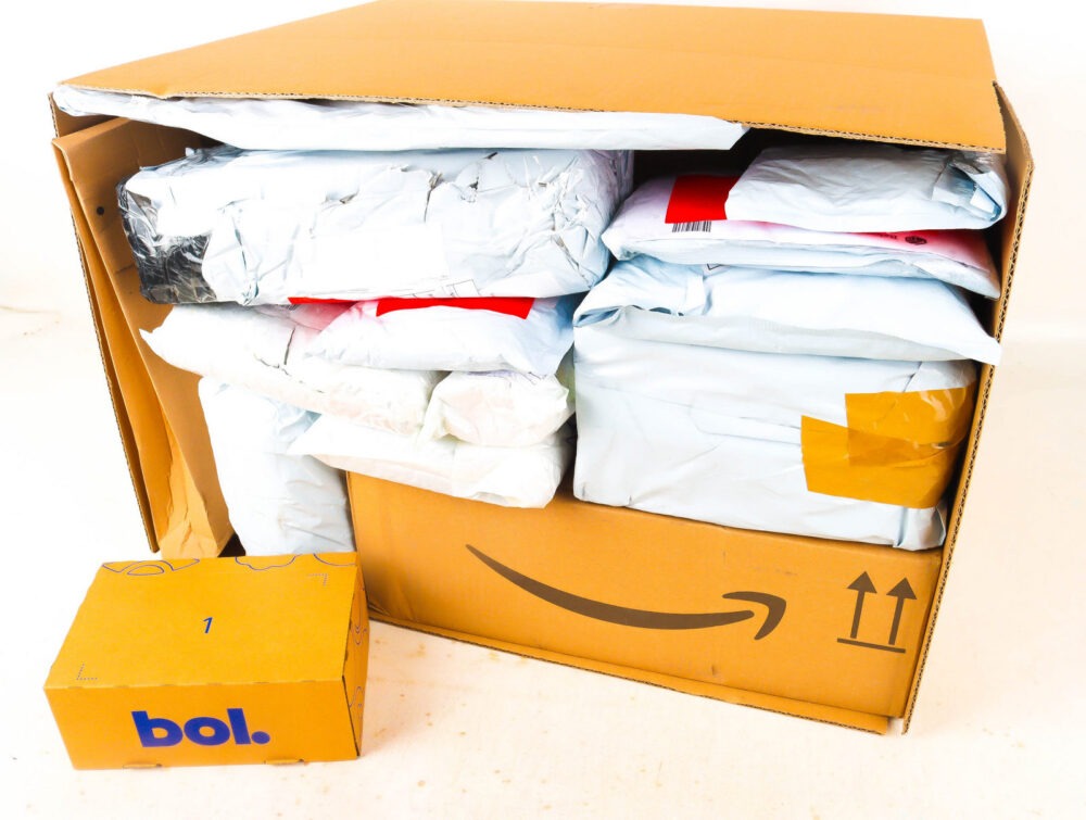 XL Doos met Verloren Postpakketten