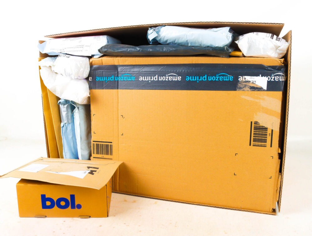 XL Doos met Verloren Postpakketten