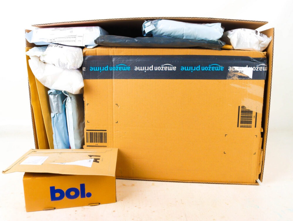XL Doos met Verloren Postpakketten