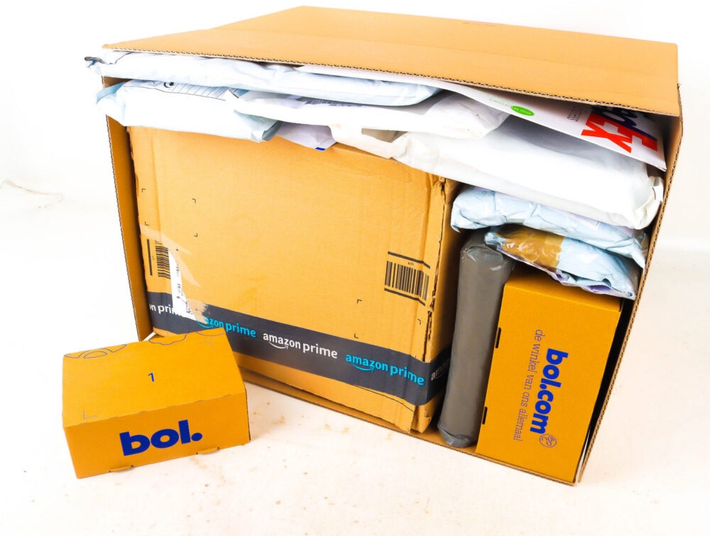 XL Doos met Verloren Postpakketten