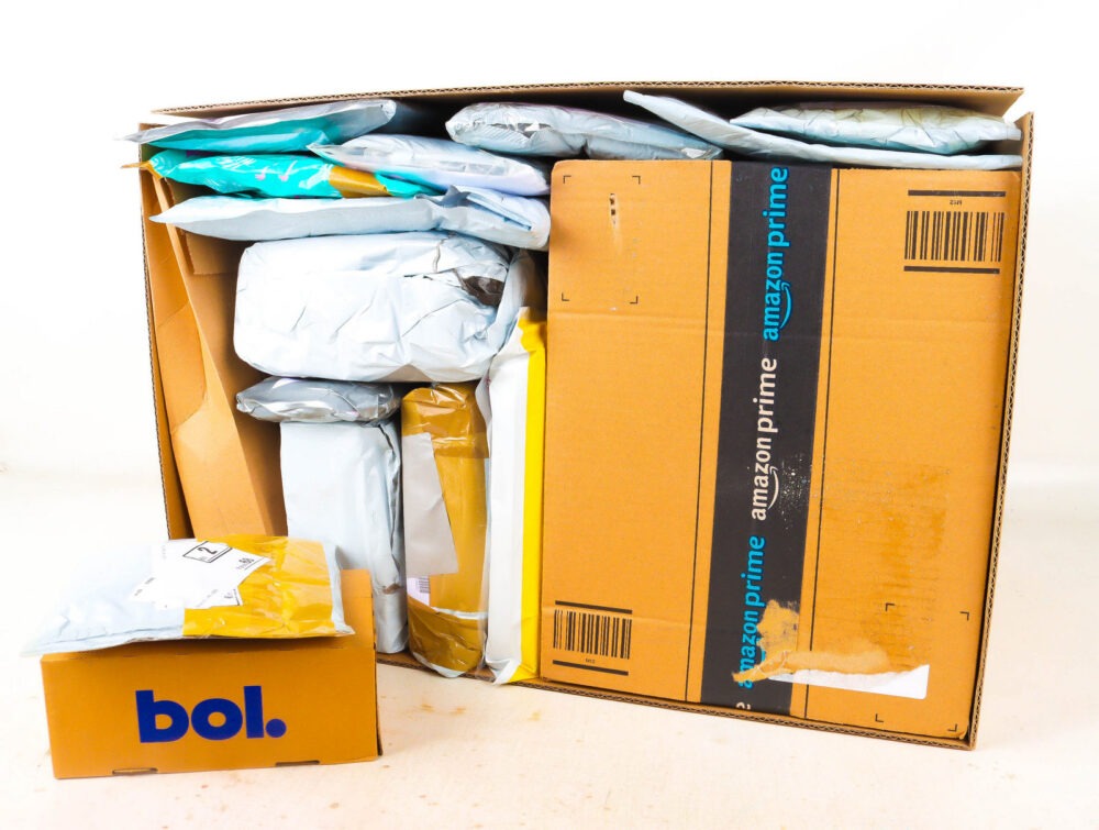 XL Doos met Verloren Postpakketten