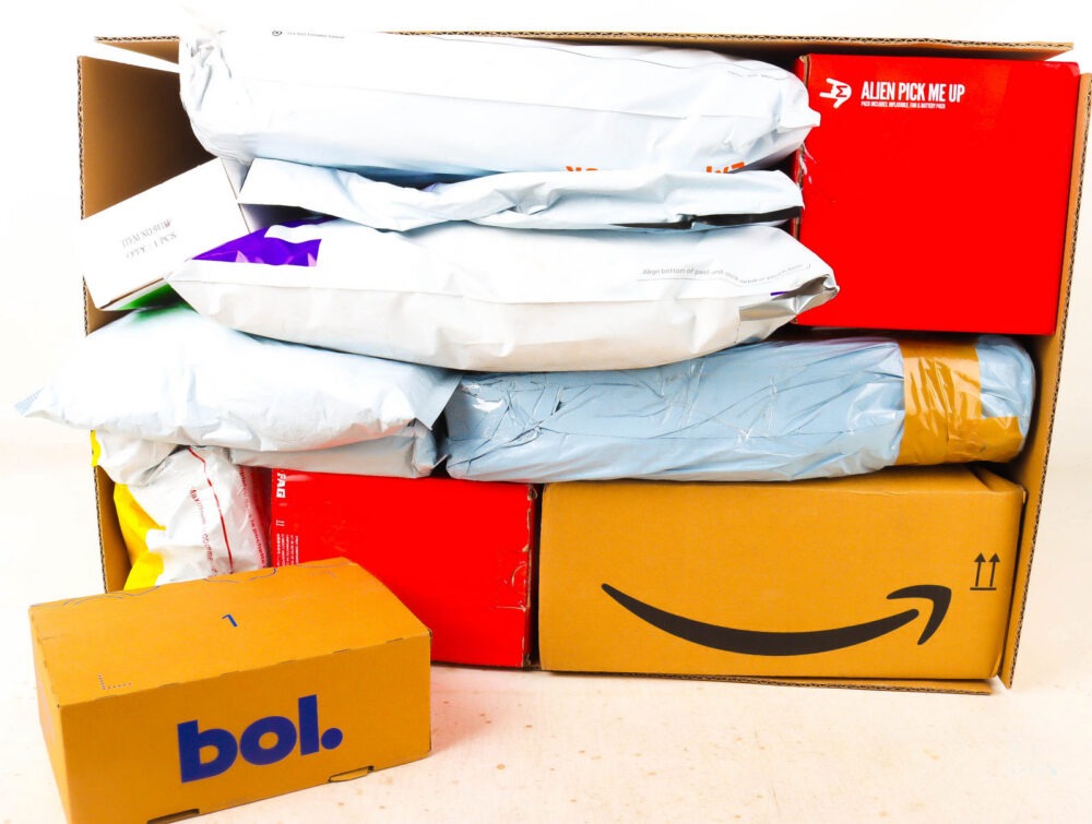 XL Doos met Verloren Postpakketten