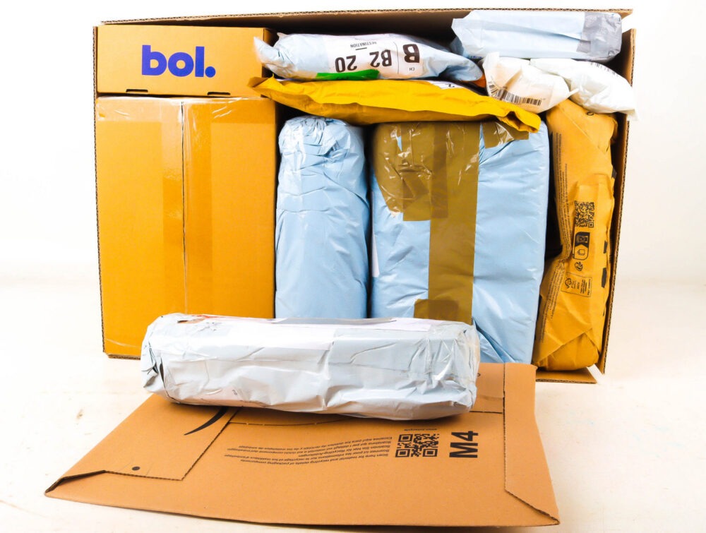 XL Doos met Verloren Postpakketten
