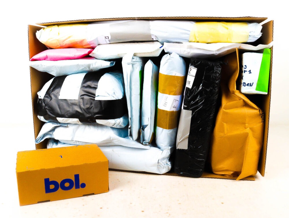 XL Doos met Verloren Postpakketten