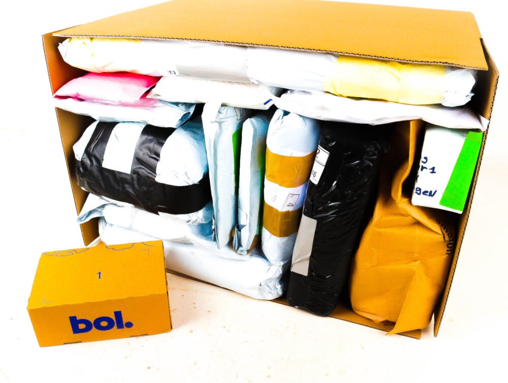 XL Doos met Verloren Postpakketten