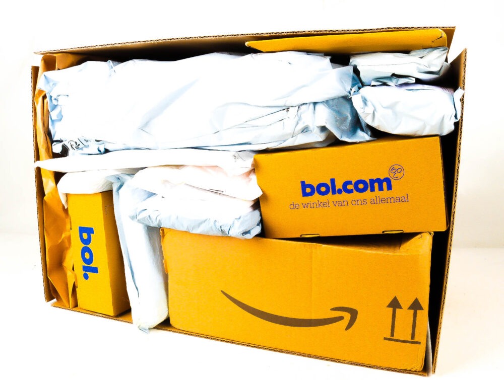 XL Doos met Verloren Postpakketten