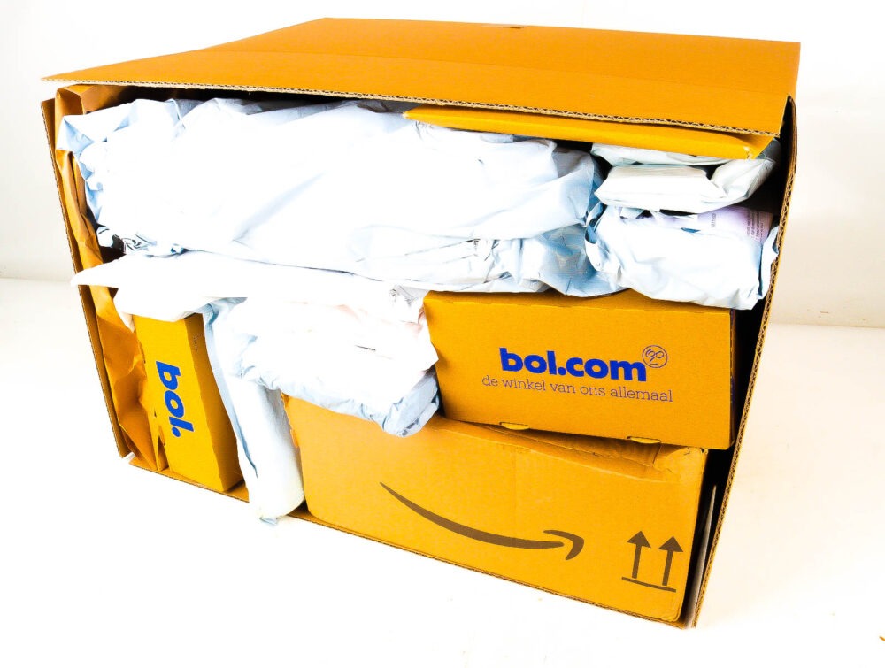 XL Doos met Verloren Postpakketten