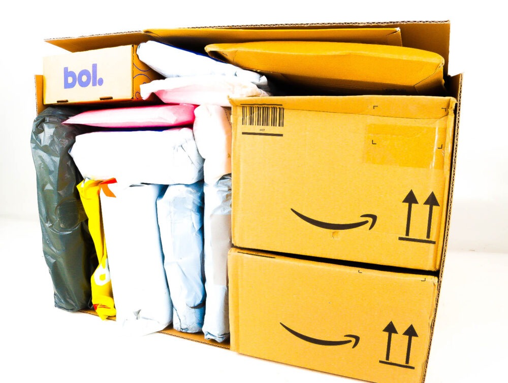 XL Doos met Verloren Postpakketten