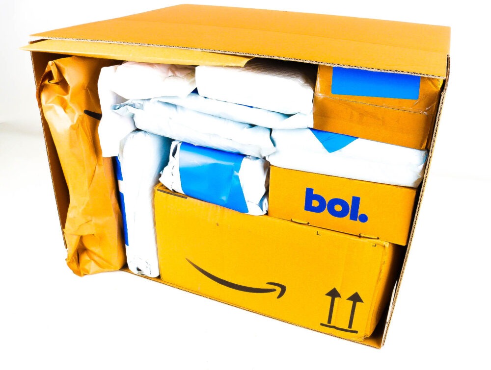 XL Doos met Verloren Postpakketten