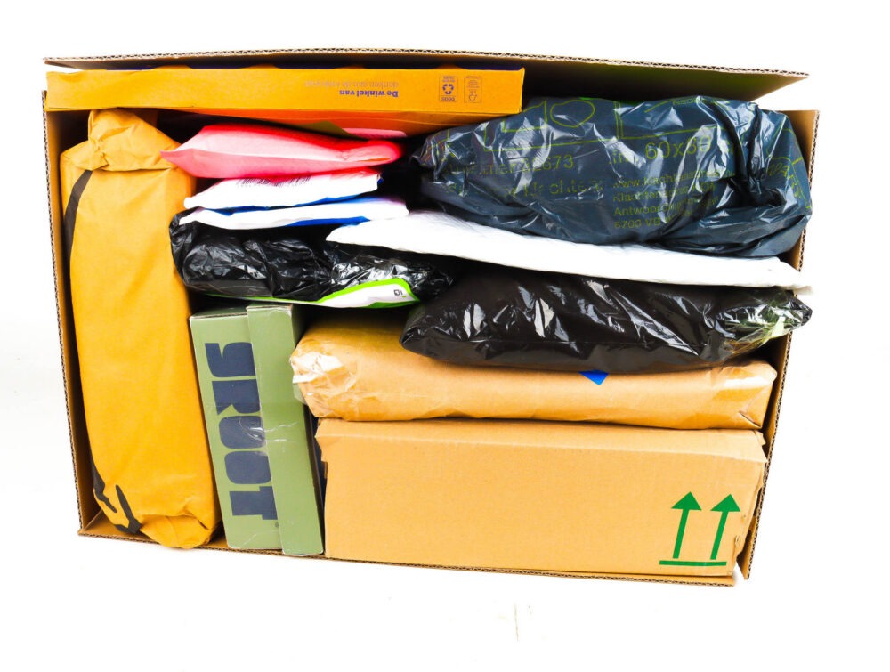 XL Doos met Verloren Postpakketten
