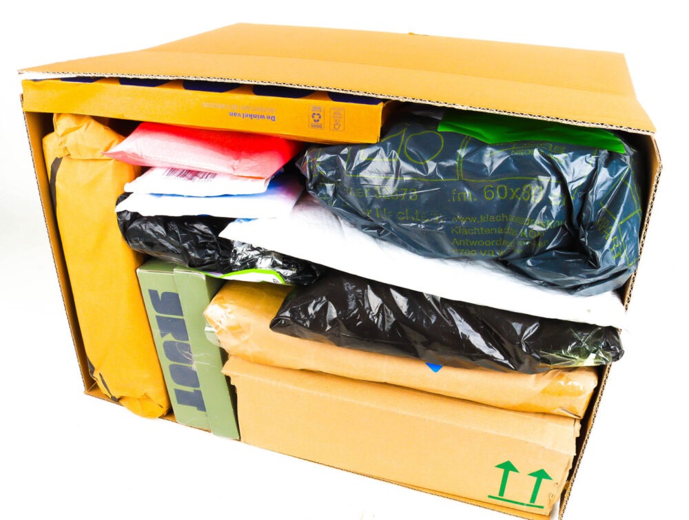 XL Doos met Verloren Postpakketten