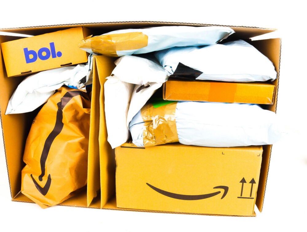 XL Doos met Verloren Postpakketten
