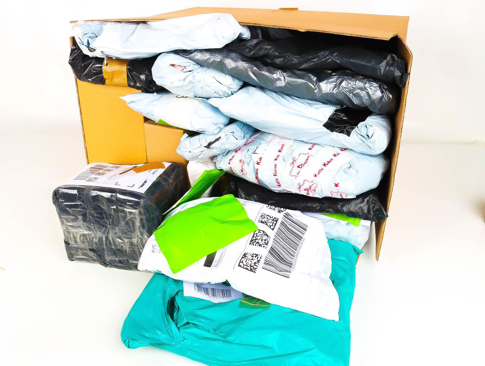 XL Doos met Verloren & Retour Postpakketten