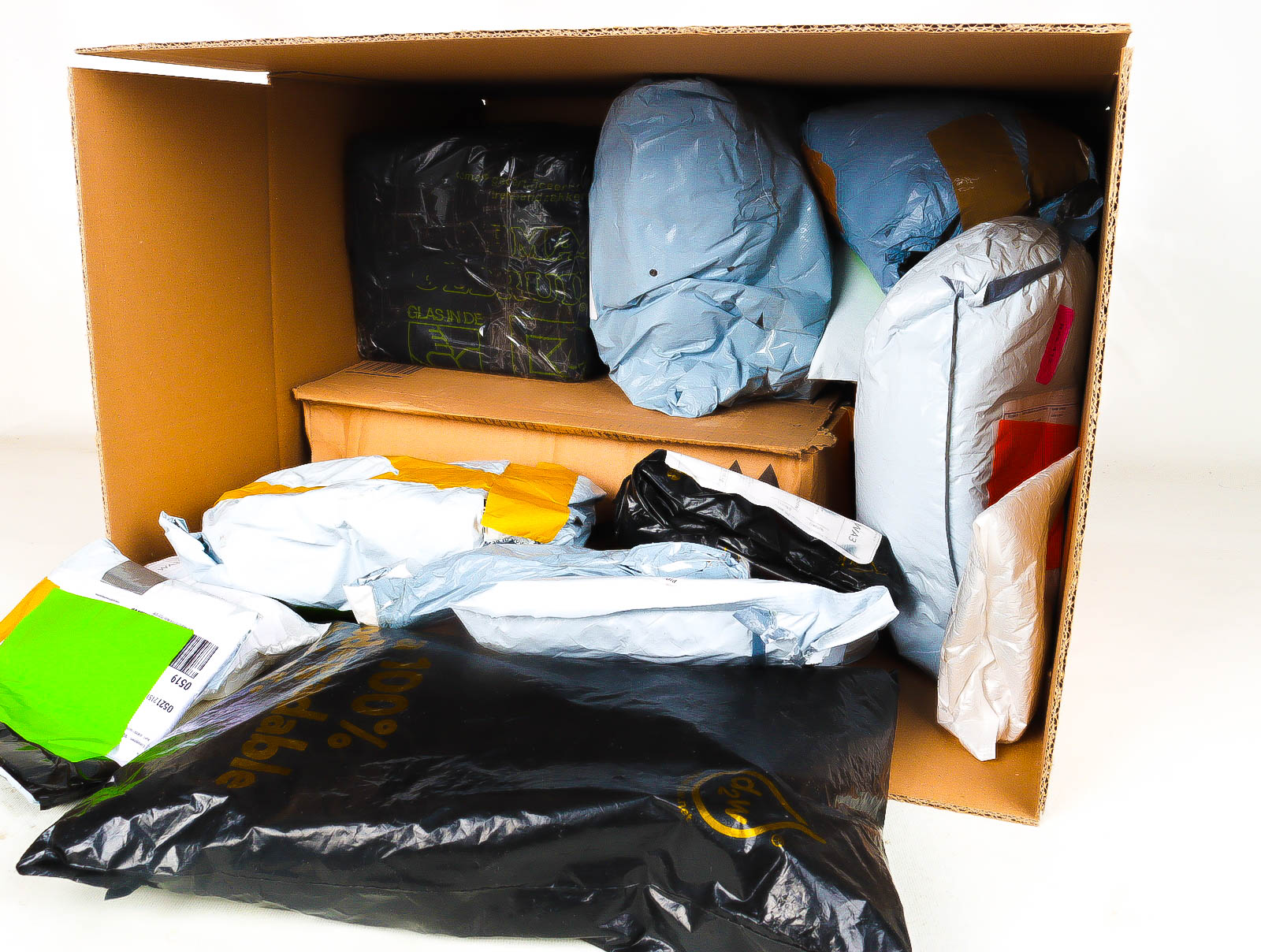 XL Doos met Verloren & Retour Postpakketten