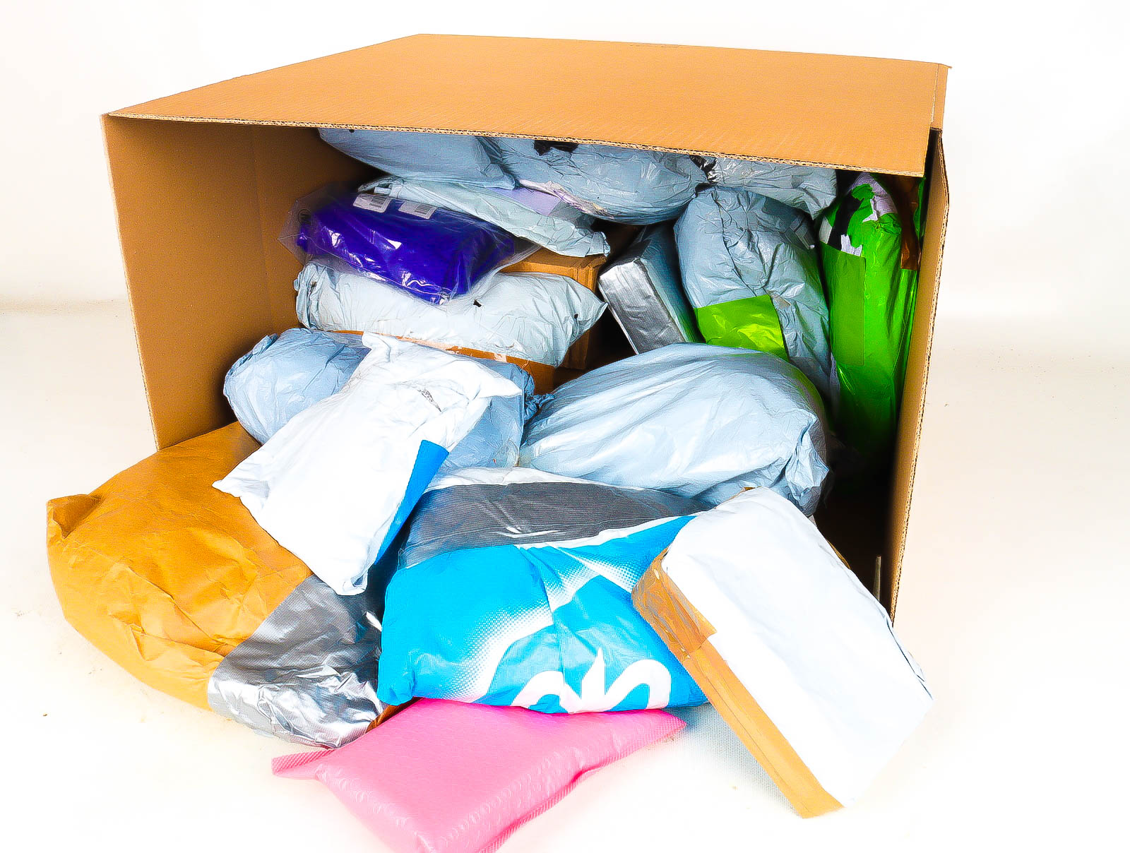 XL Doos met Verloren & Retour Postpakketten