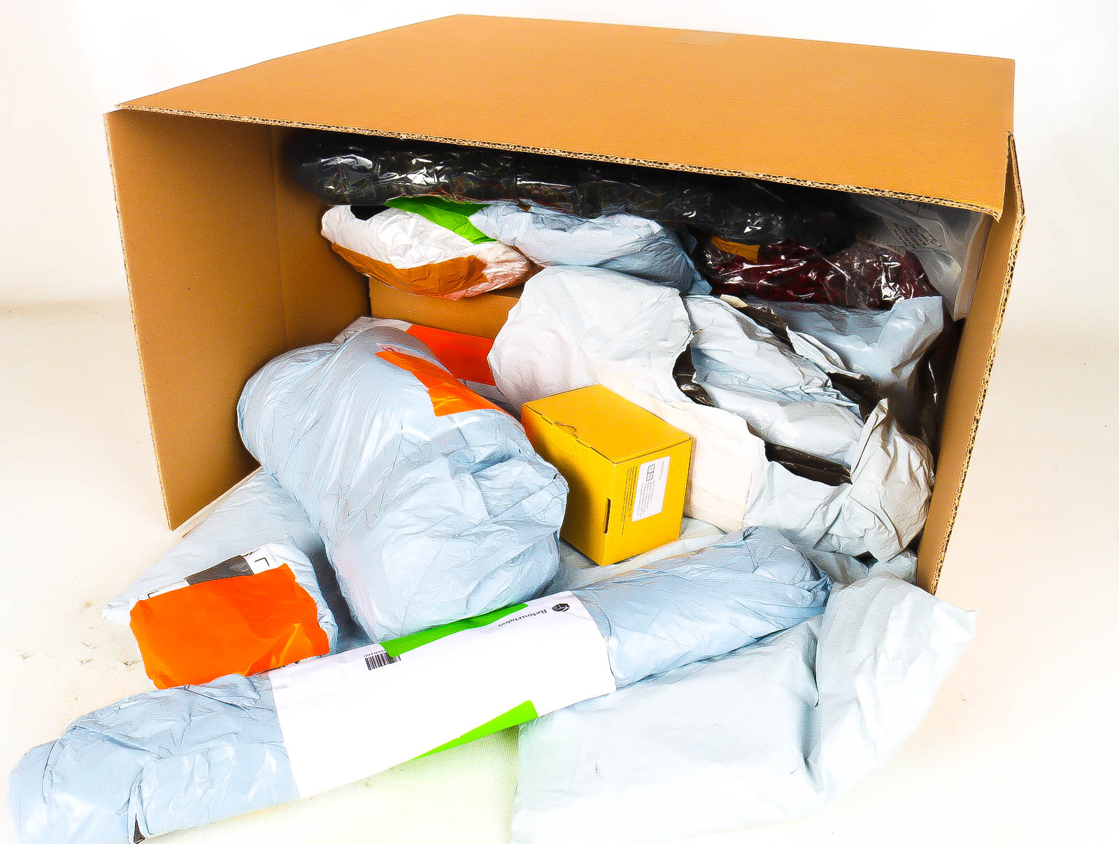 XL Doos met Verloren & Retour Postpakketten