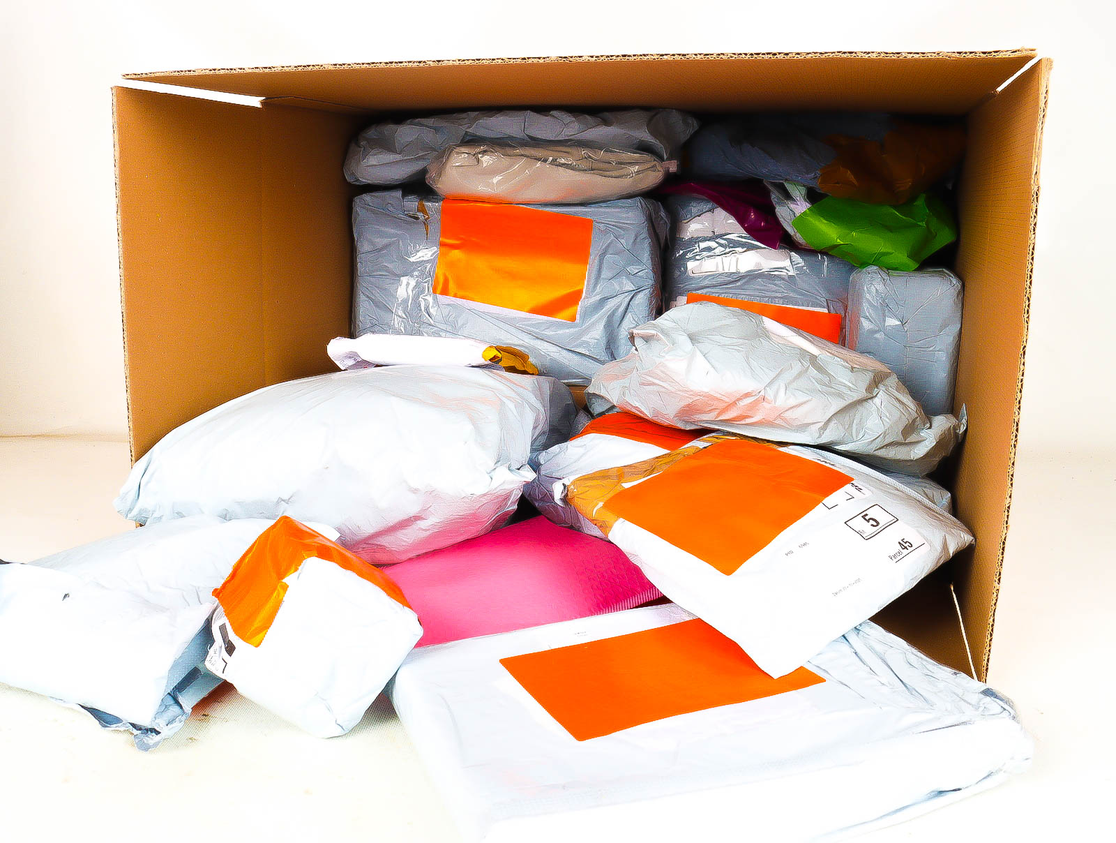 XL Doos met Verloren & Retour Postpakketten