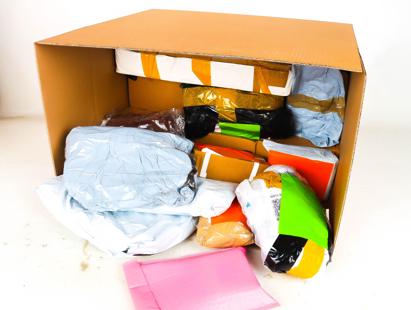 XL Doos met Verloren & Retour Postpakketten