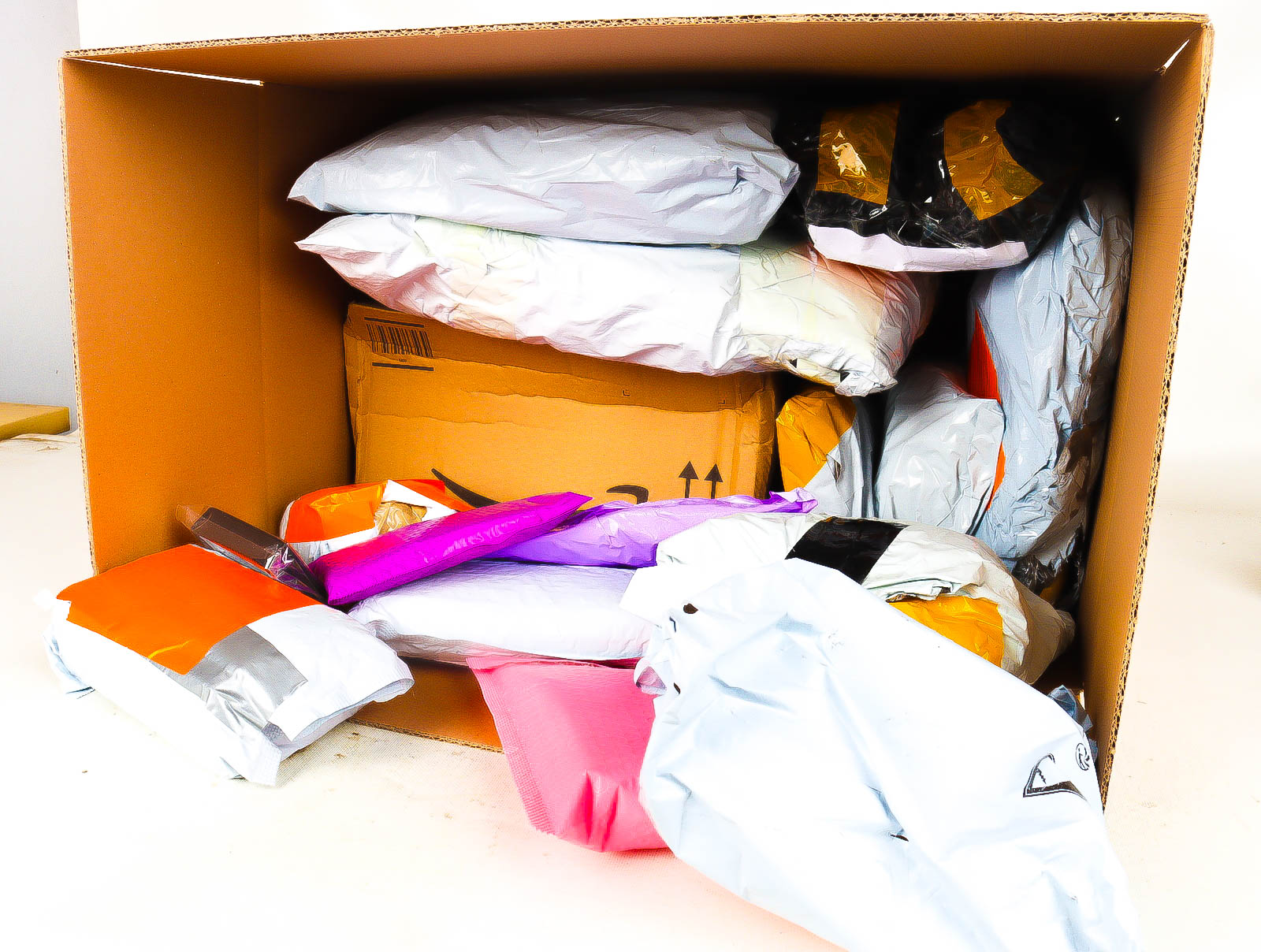 XL Doos met Verloren & Retour Postpakketten