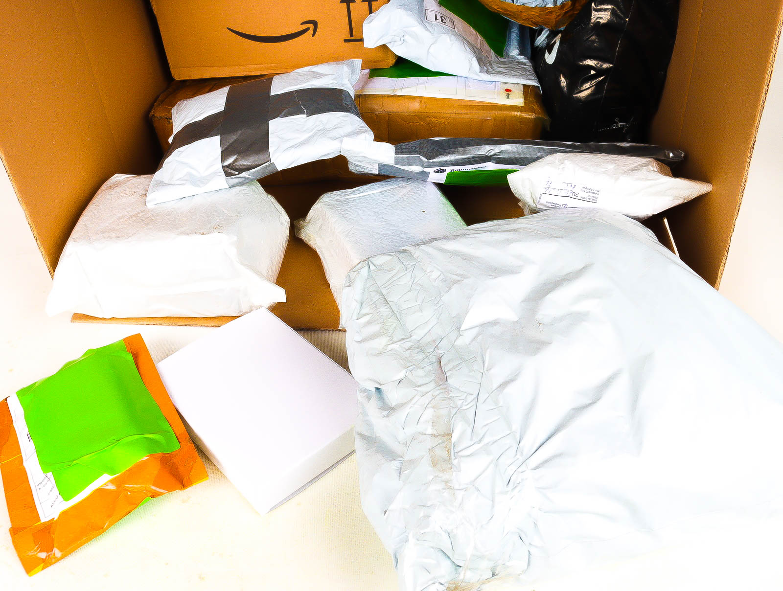 XL Doos met Verloren & Retour Postpakketten