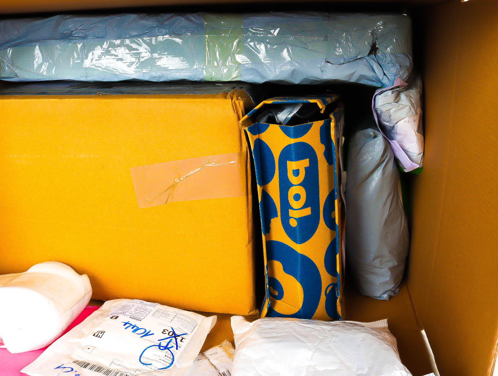 XL Doos met Verloren & Retour Postpakketten