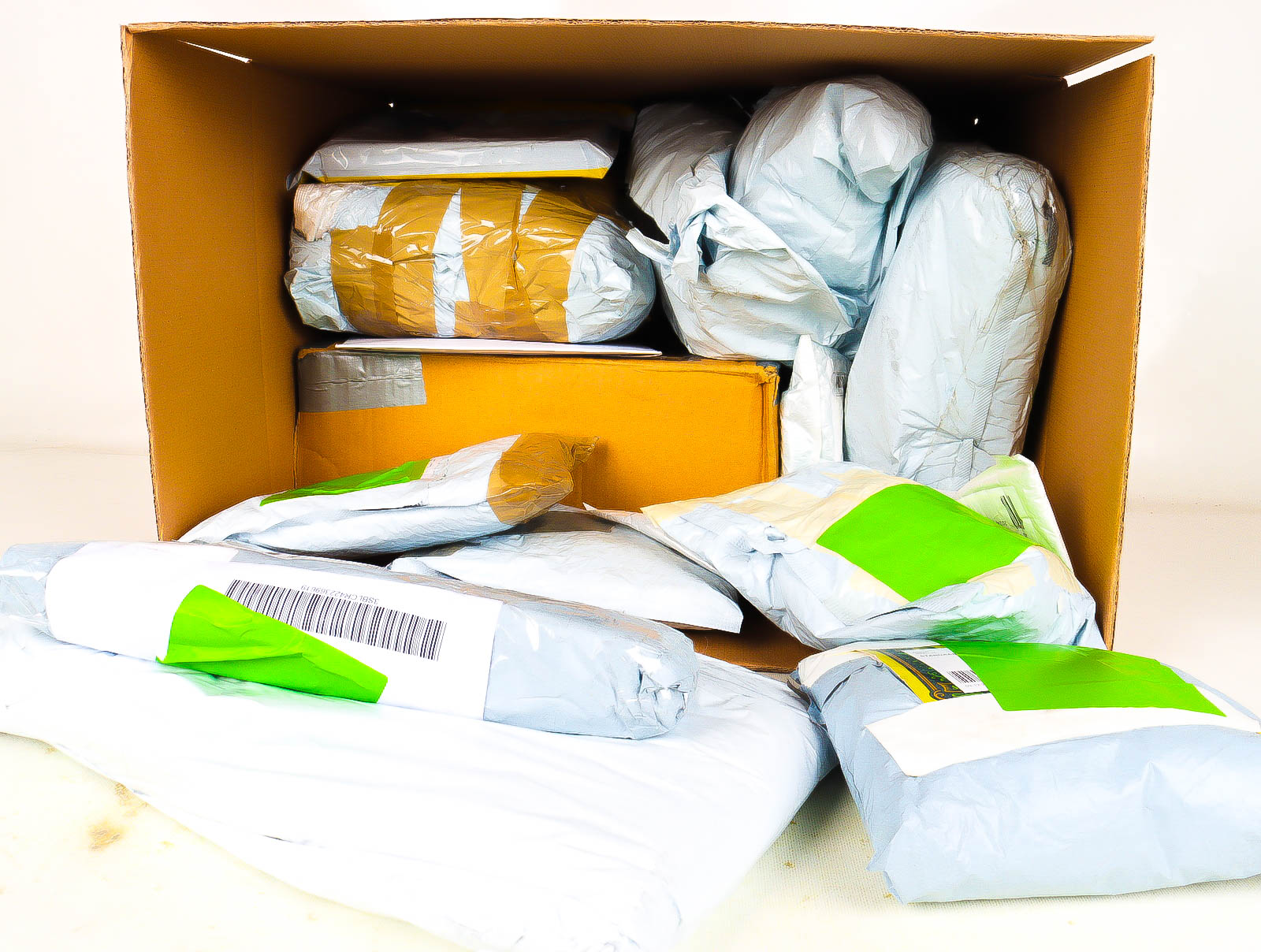 XL Doos met Verloren & Retour Postpakketten