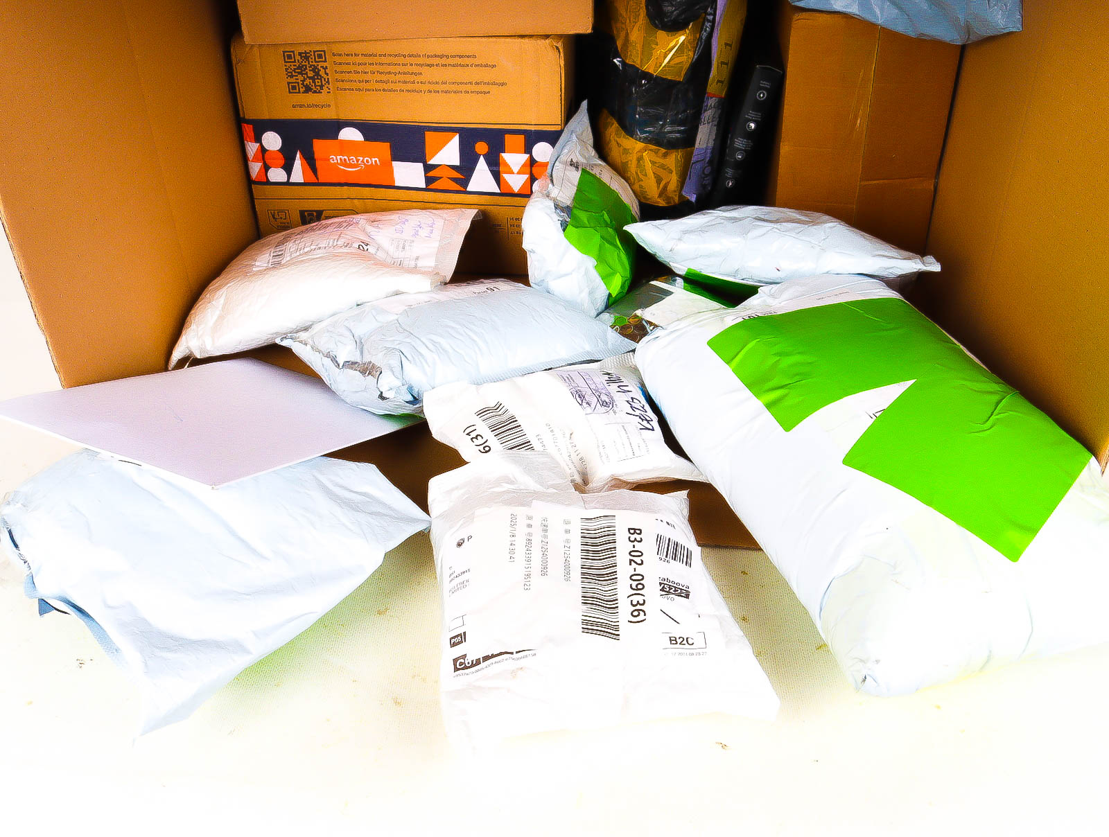 XL Doos met Verloren & Retour Postpakketten