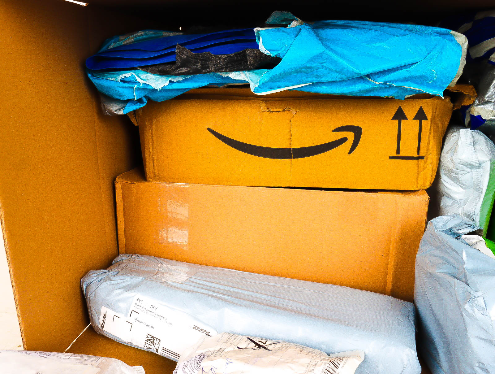 XL Doos met Verloren & Retour Postpakketten