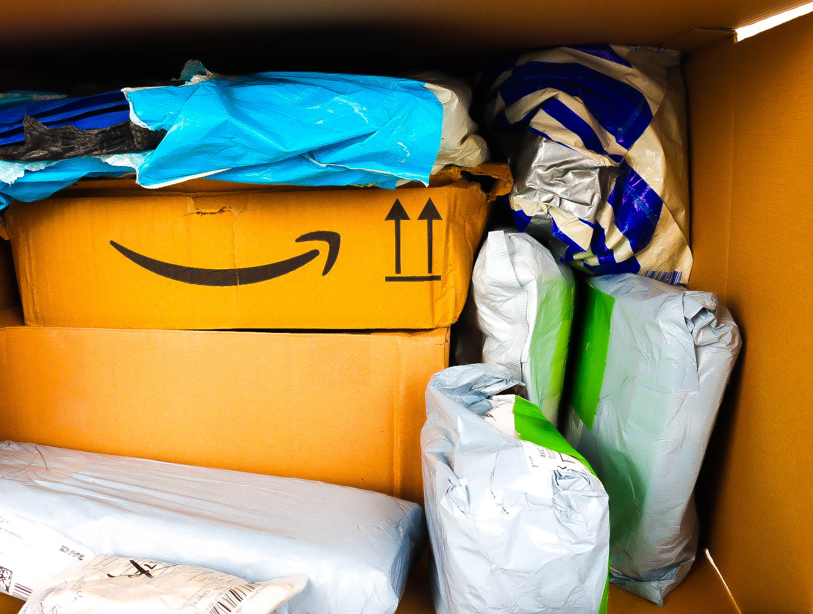 XL Doos met Verloren & Retour Postpakketten