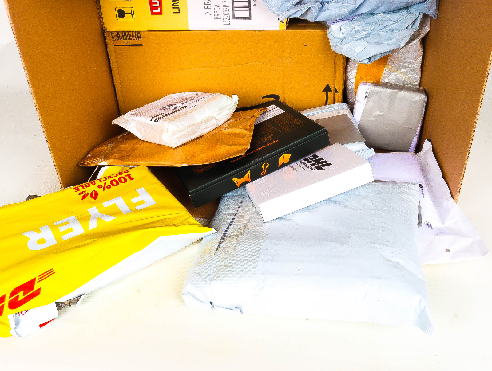 XL Doos met Verloren & Retour Postpakketten