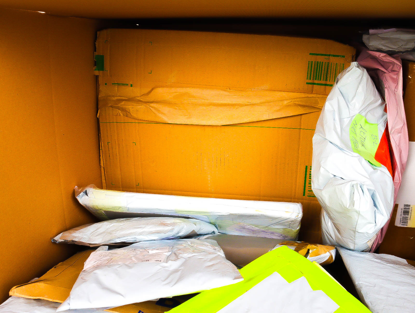 XL Doos met Verloren & Retour Postpakketten