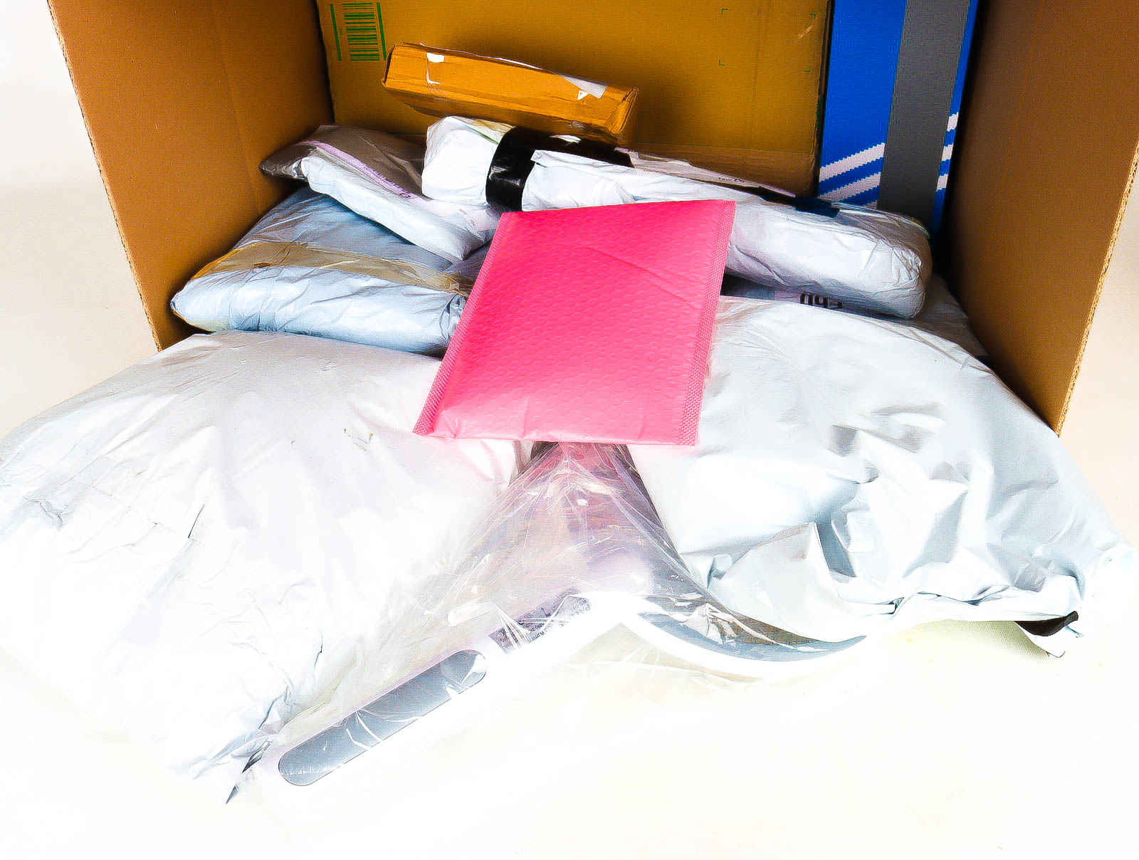 XL Doos met Verloren & Retour Postpakketten