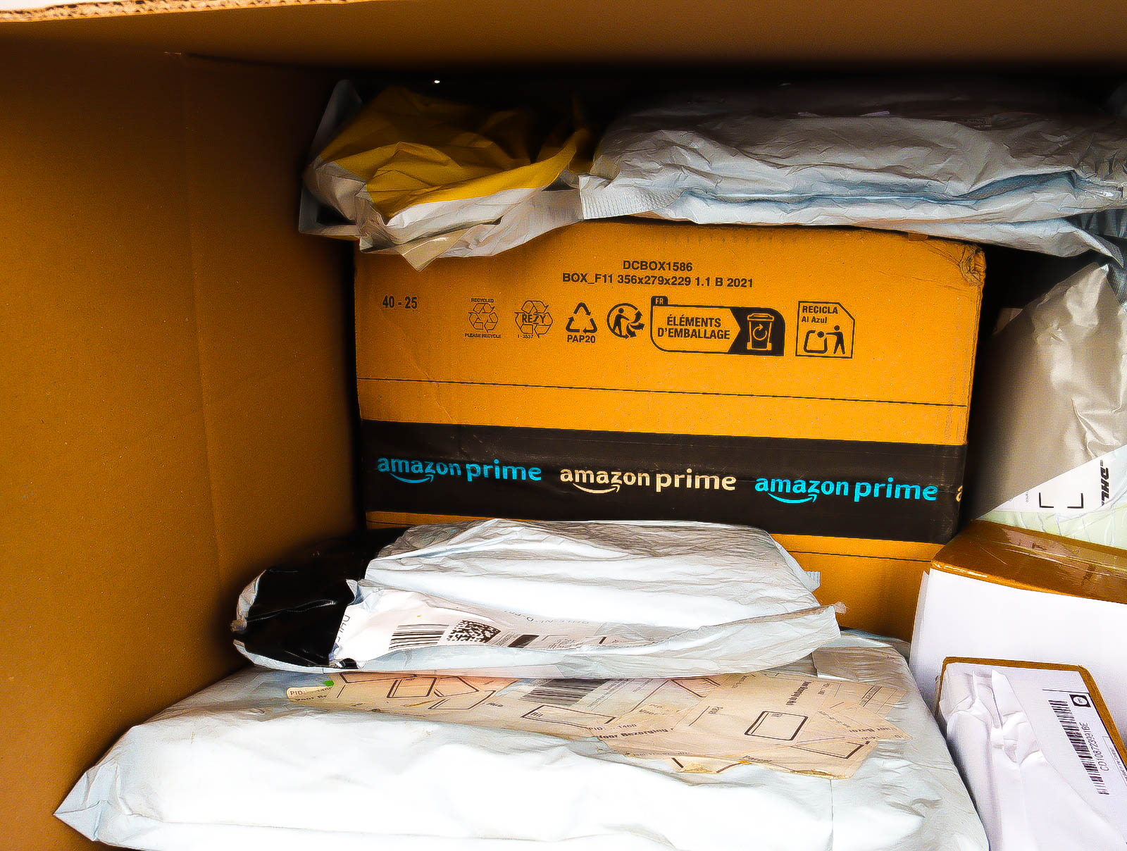 XL Doos met Verloren & Retour Postpakketten