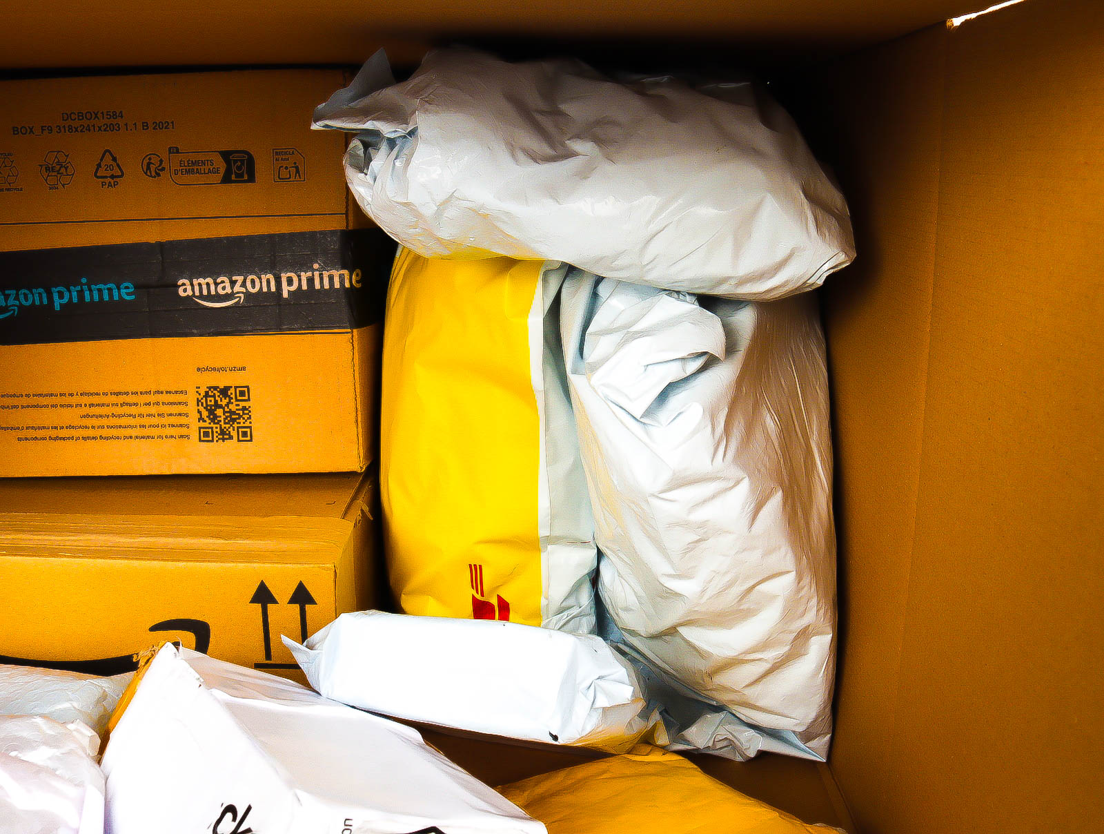 XL Doos met Verloren & Retour Postpakketten