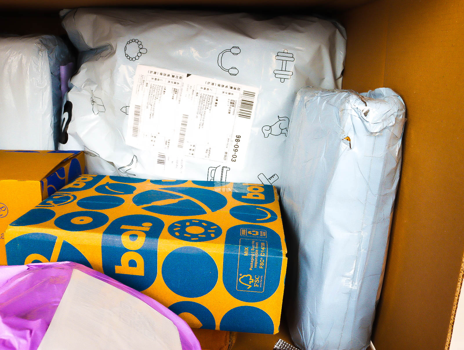 XL Doos met Verloren & Retour Postpakketten