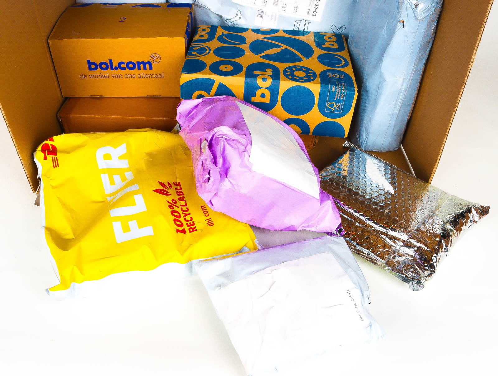 XL Doos met Verloren & Retour Postpakketten