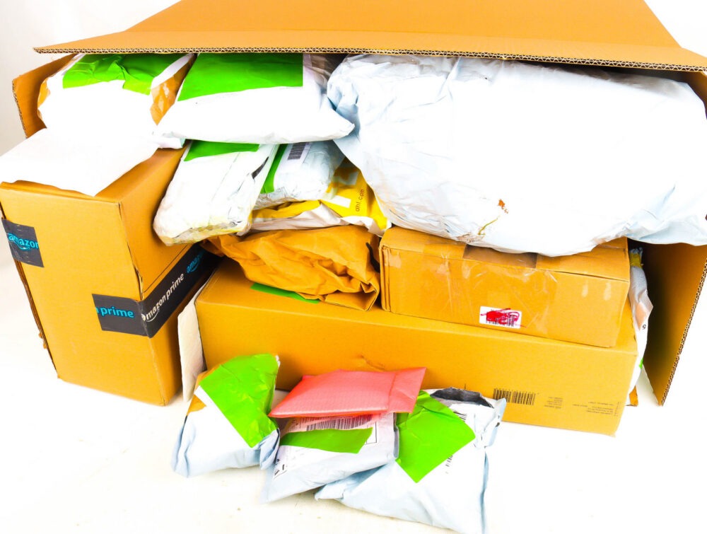 XXL Doos met Verloren Postpakketten