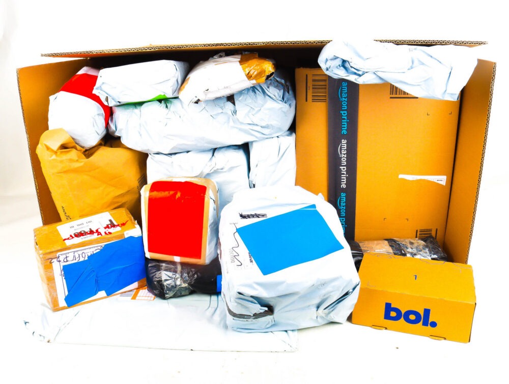 XXL Doos met Verloren Postpakketten